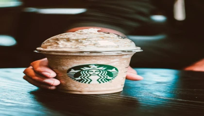 Starbucks 1.100 Kişiyi İşten Çıkarıyor!